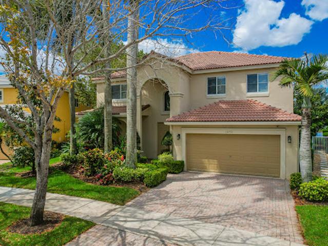 House for sale in Weston House for sale in Weston