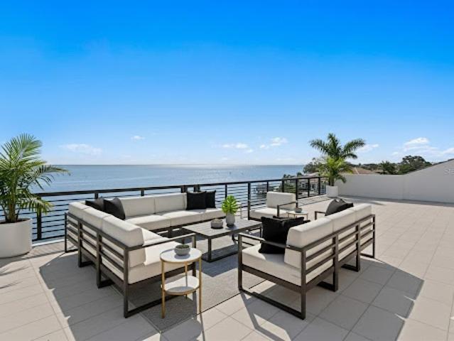 House for sale in Saint Petersburg, Florida