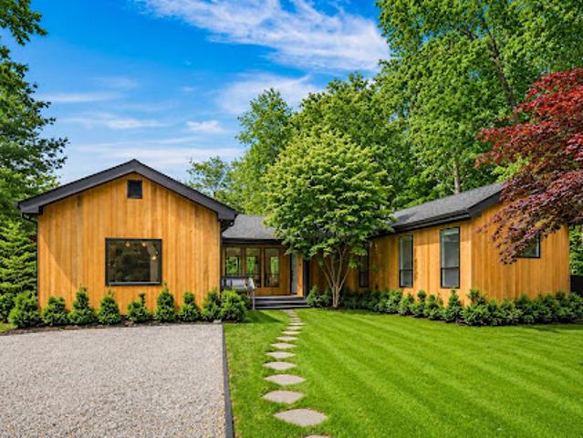 House for sale in Wainscott, New York