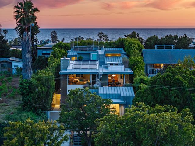 House for sale in Santa Monica, California