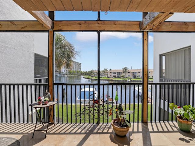 House for sale in Pompano Beach, Florida