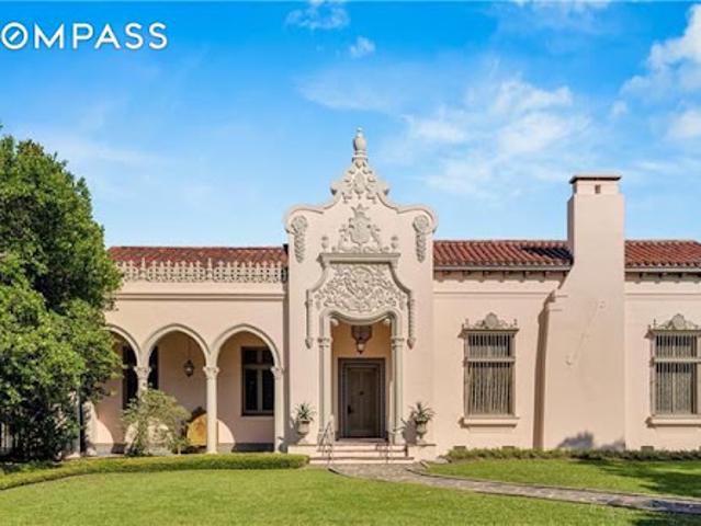 House for sale in New Orleans, Orleans Parish