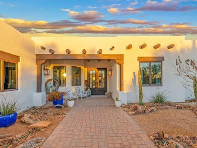 House for sale in Tucson, Arizona