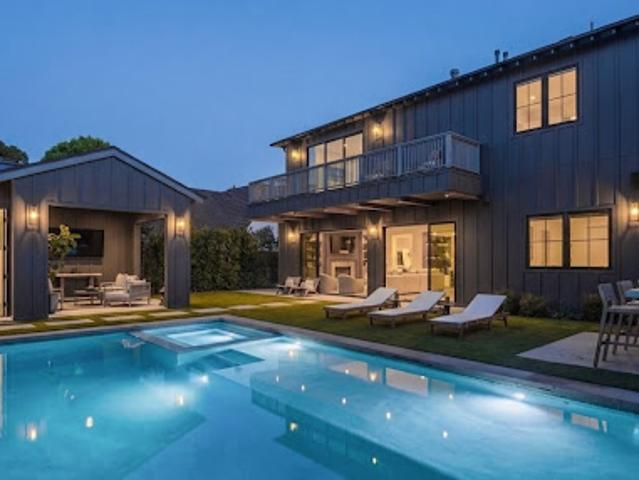 House for sale in Canoga Park, California