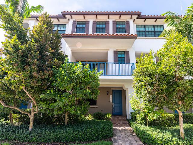 House for sale in Pembroke Pines, Florida