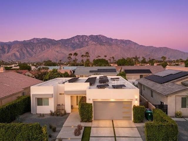 House for sale in Cathedral City, California