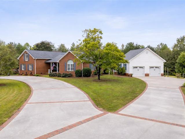 House for sale in Westminster, South Carolina