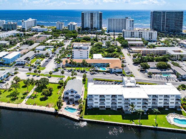 House for sale in Pompano Beach, Florida