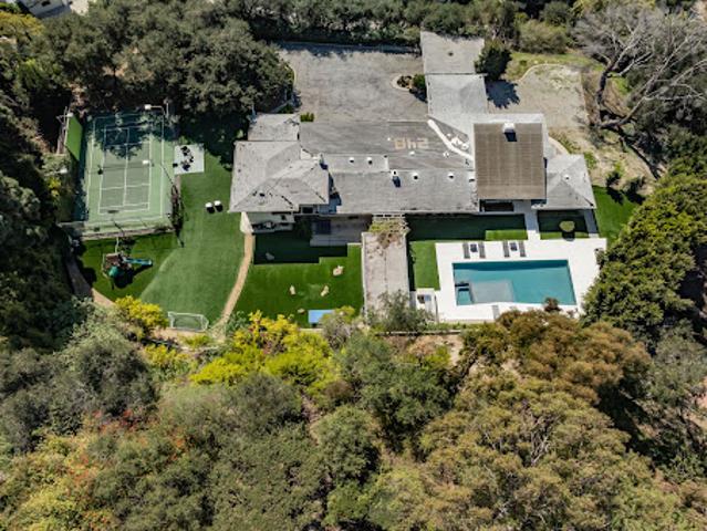 House for sale in Canoga Park, California