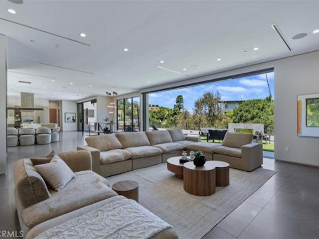 House for sale in Sherman Oaks Neighborhood Council District, Canoga Park