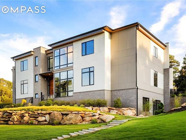 House for sale in Cobb, Georgia