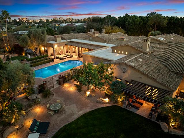 House for sale in Paradise Valley