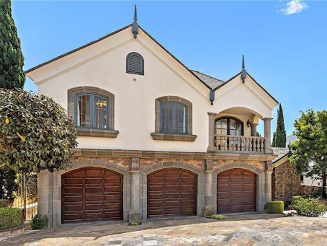 House for sale in Corona Del Mar, California