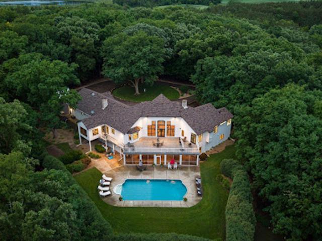 House for sale in Hennepin, Minnesota
