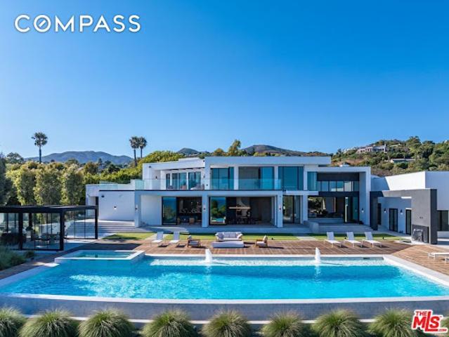 House for sale in Malibu, California