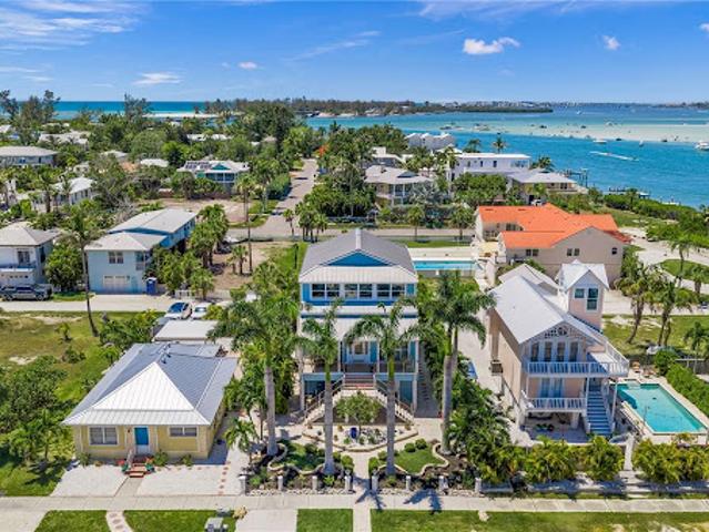 House for sale in Longboat Key, Florida