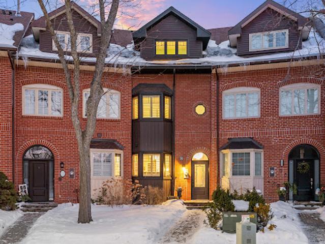 House for sale in Oakville, Ontario