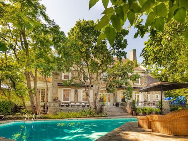 House for sale in Westmount, Quebec