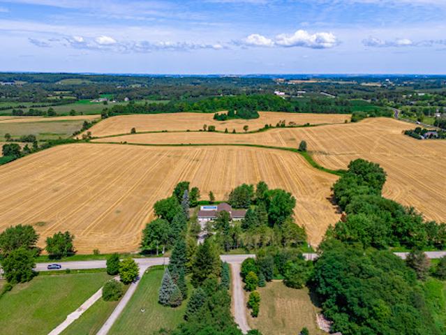 House for sale in New Tecumseth, Ontario