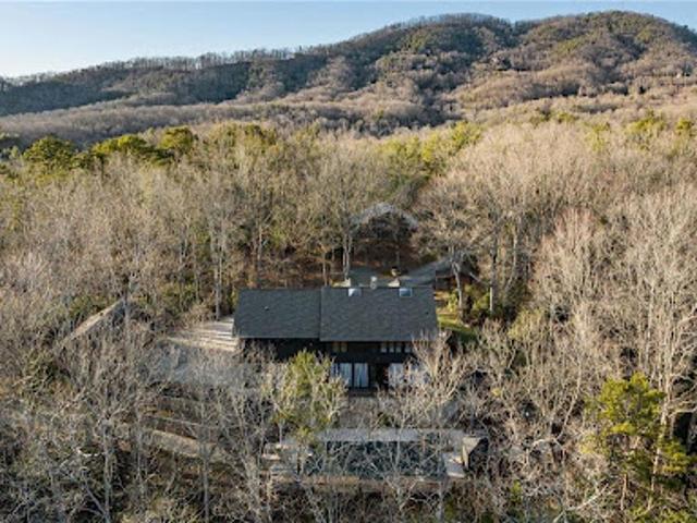 House for sale in Mineral Bluff House for sale in Mineral Bluff