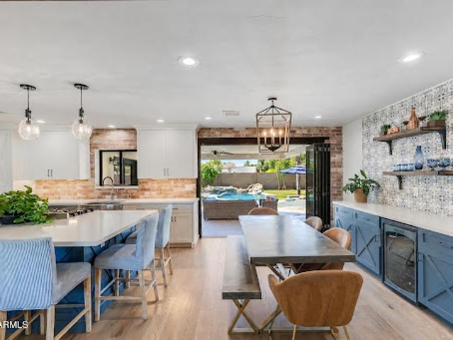 House for sale in Phoenix, Maricopa County