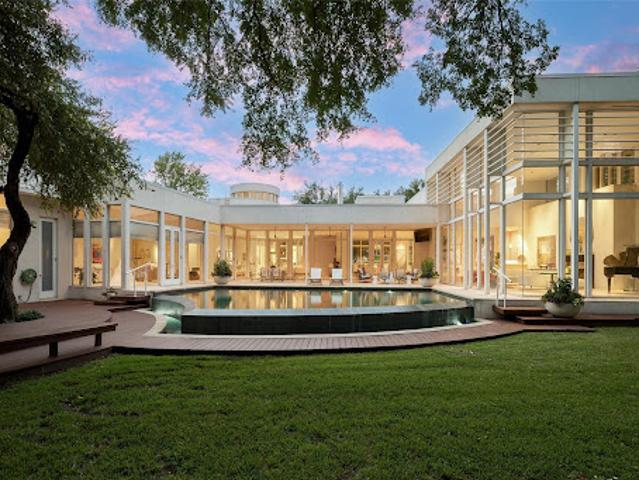 House for sale in Dallas, Texas