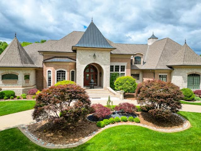 House for sale in Prospect, Kentucky