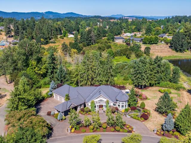 House for sale in Oregonia