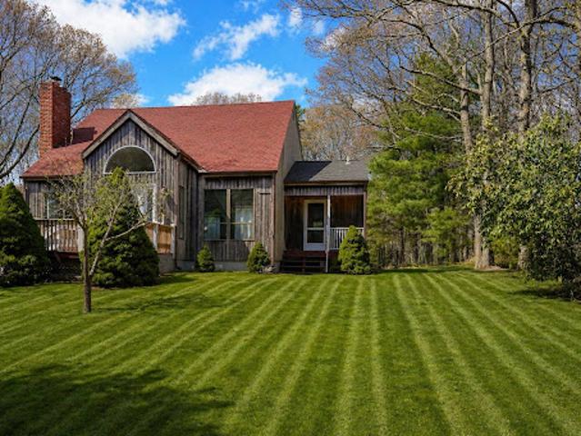 House for sale in Wainscott, New York