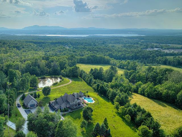 House for sale in Memphrémagog, Quebec