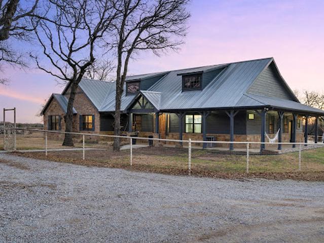 House for sale in Wise, Texas