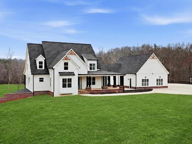 House for sale in Ball Ground, Georgia