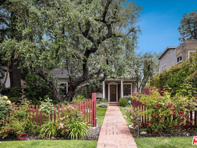 House for sale in Sherman Oaks Neighborhood Council District, Canoga Park