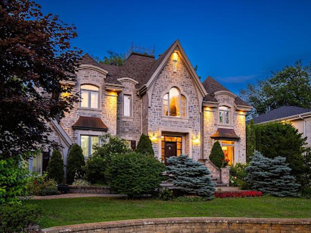 House for sale in Lorraine, Laurentides