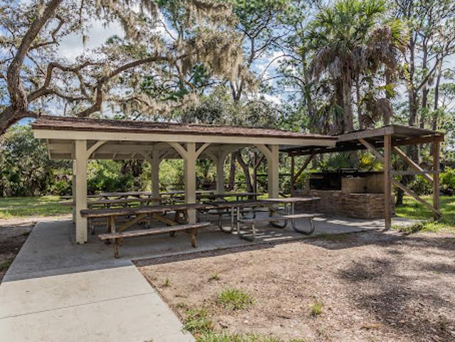 House for sale in Osprey