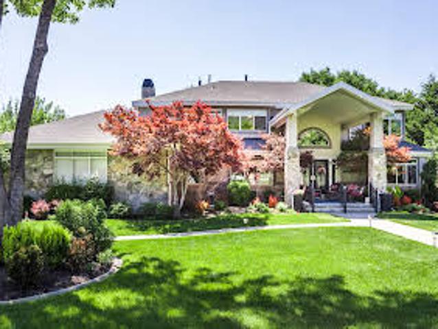 House for sale in Sandy