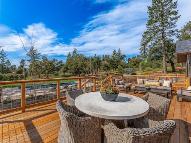 House for sale in Angwin, California