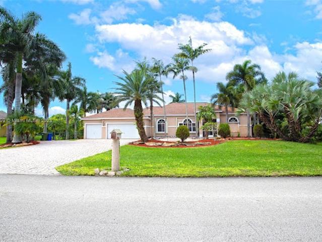 House for sale in Pembroke Pines, Florida