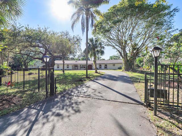 House for sale in Parkland, Florida
