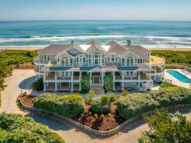 House for sale in Corolla, North Carolina