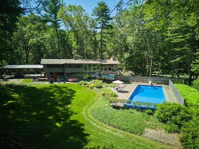 House for sale in Carlisle House for sale in Carlisle