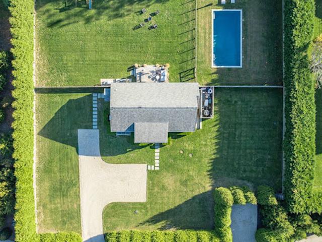 House for sale in Wainscott, New York