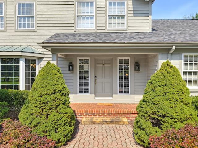 House for sale in Bentleyville, Cuyahoga County