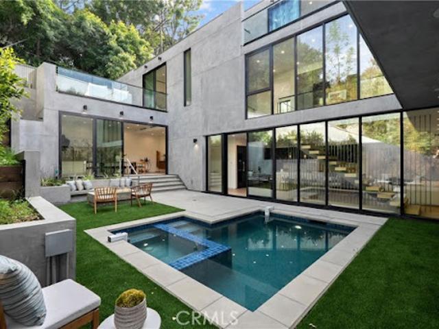 House for sale in Studio City Neighborhood Council District, Canoga Park