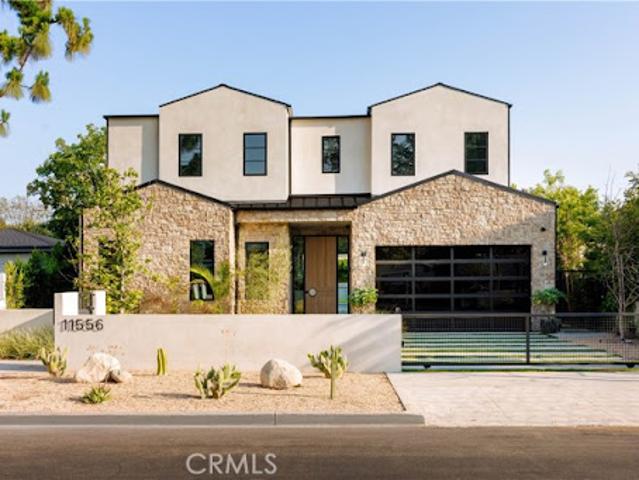 House for sale in Valley Village