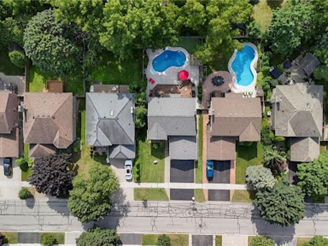 House for sale in Burlington, Ontario