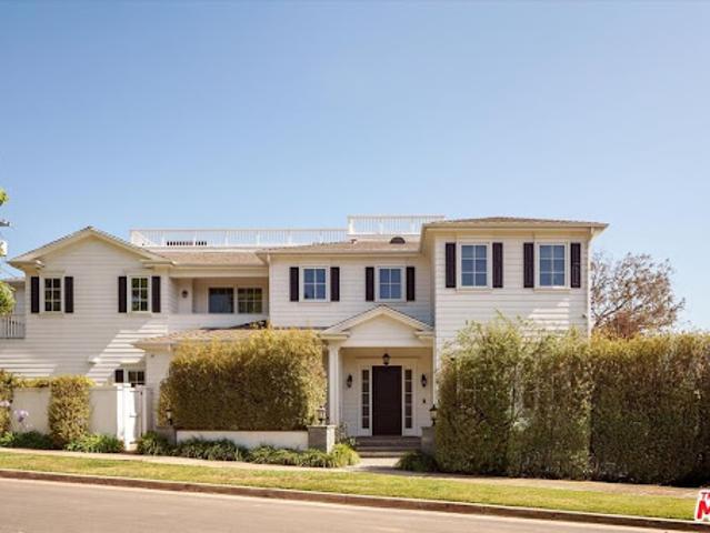 House for sale in Canoga Park, California