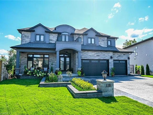 House for sale in Niagara, Ontario