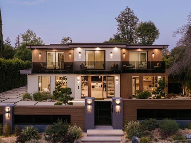 House for sale in Tarzana Neighborhood Council District, Canoga Park