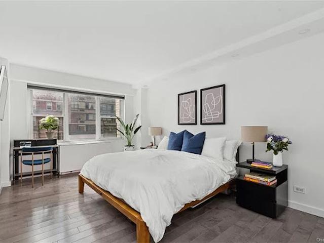 House for sale in New York